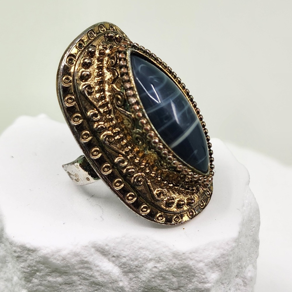 Vintage Large Blue Banded Agate Cabochon Statement Ring Ornate Gold Tone Boho